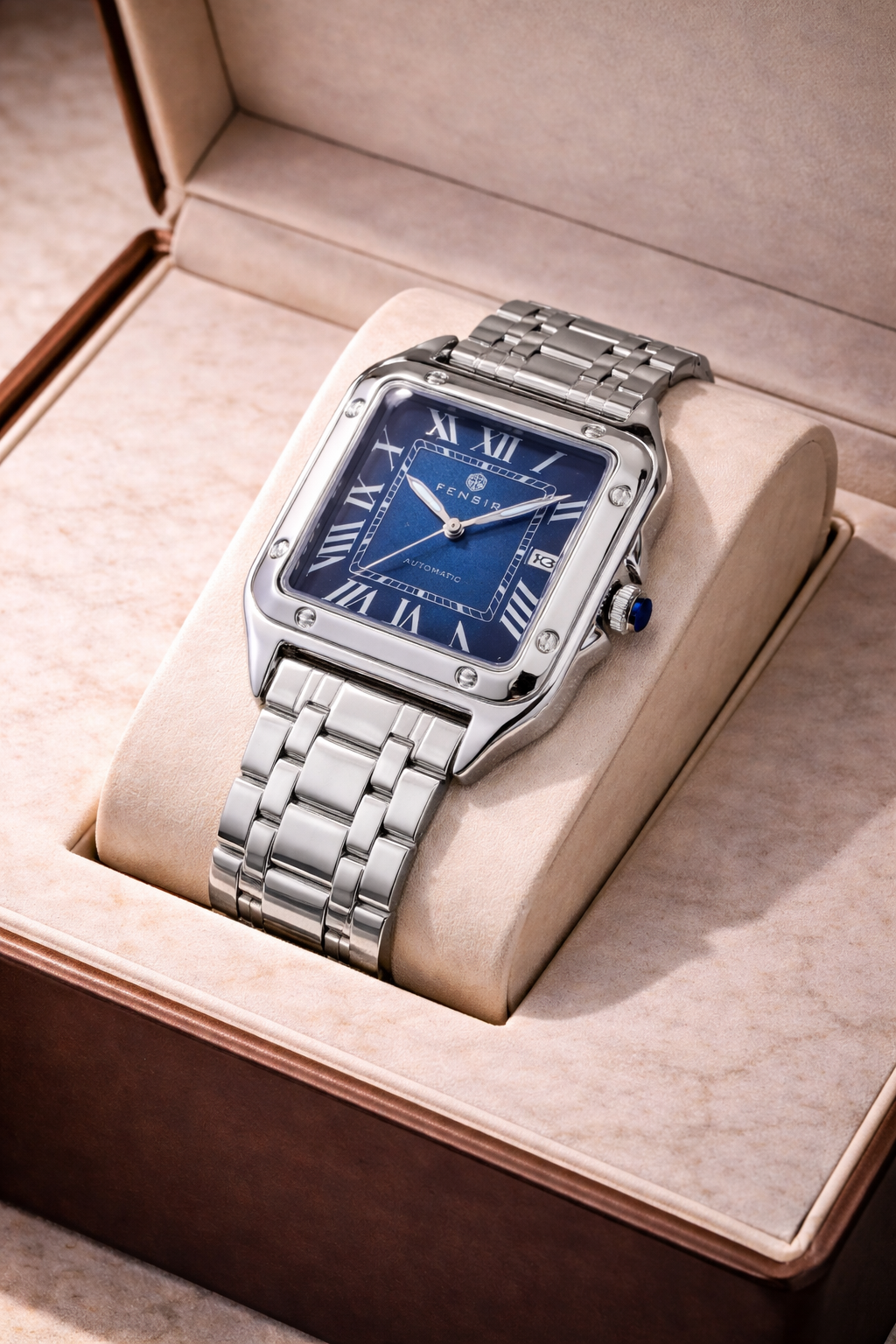 Montre Signature Carrée – Bracelet Intégré & Cadran Texturé